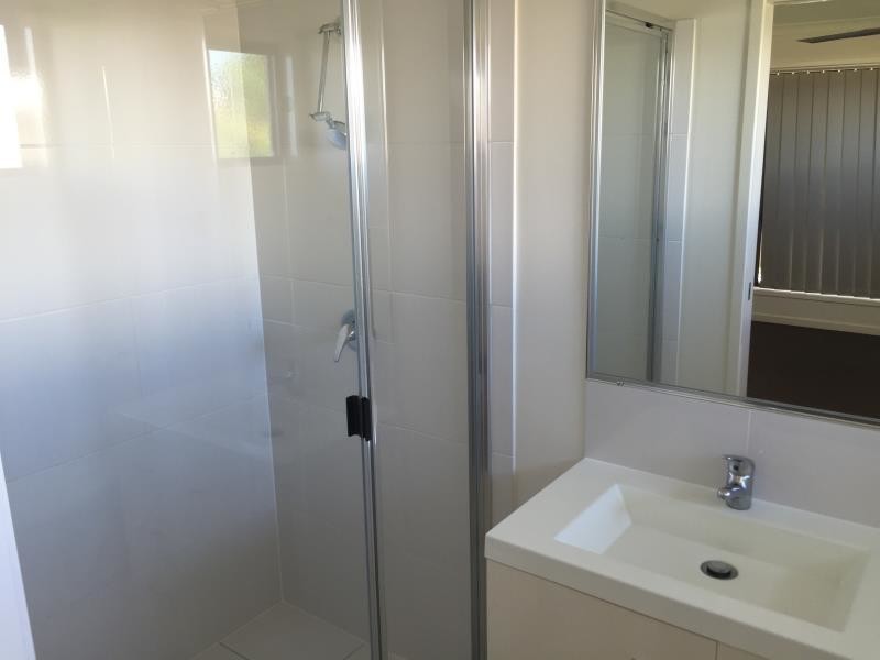21 Viney Street, Gracemere QLD 4702